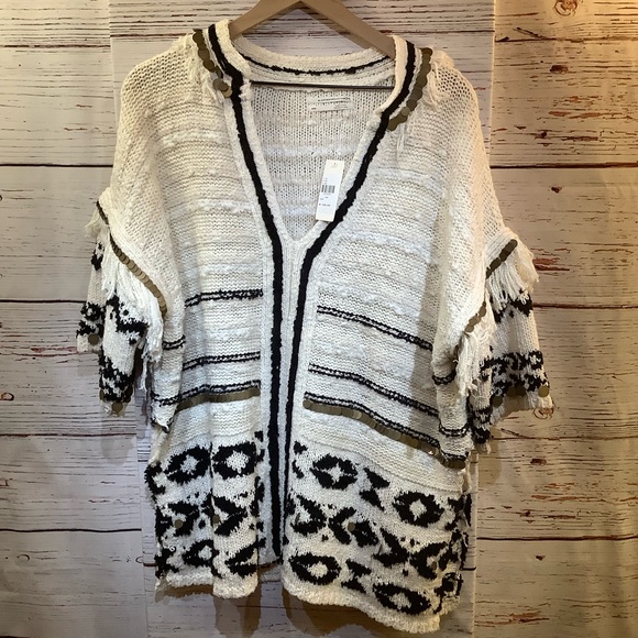 NEW Anthropologie Ivory Margot Fringe Bohemian Poncho Sweater - size XS/S - Picture 3 of 7